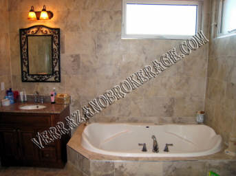 Master Bath W/ Jacuzzi in Master King Bed Room 